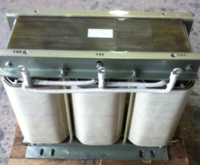 三相穩(wěn)壓器運(yùn)用需求留意哪些事項(xiàng)